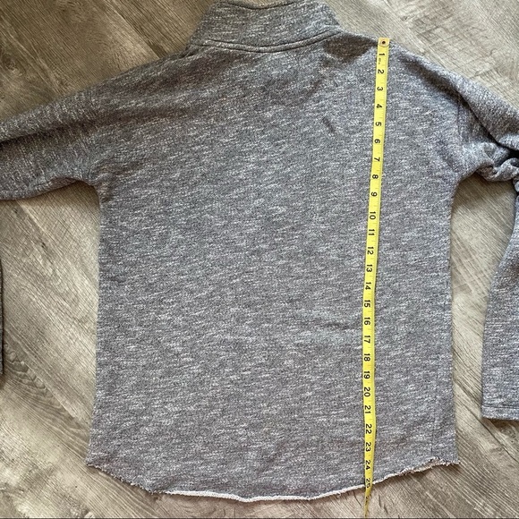 Pink Victoria’s Secret Gray Quarter Zip Hoodie Sweater Top - Picture 8 of 8